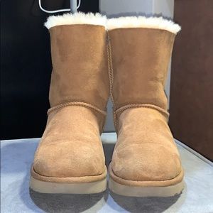Ugg Bailey Bows